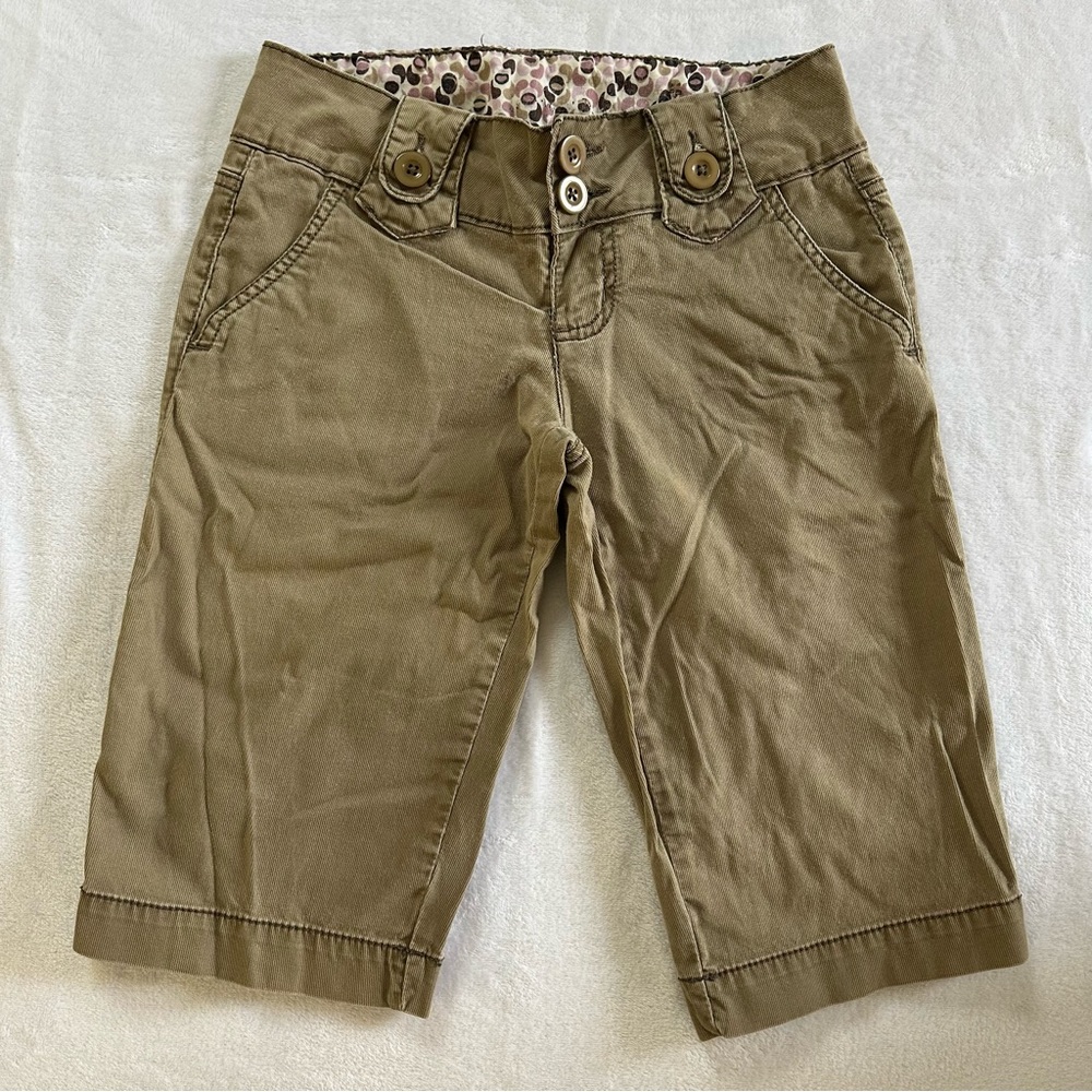 Womens Tan Bermuda Shorts Size 1